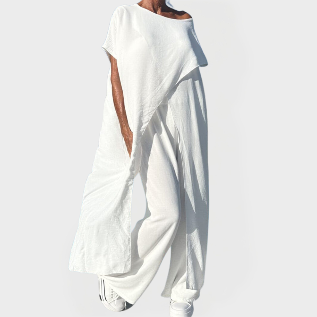 Set S Asymetrickým Topem A Kalhotami V Bílé Barvě