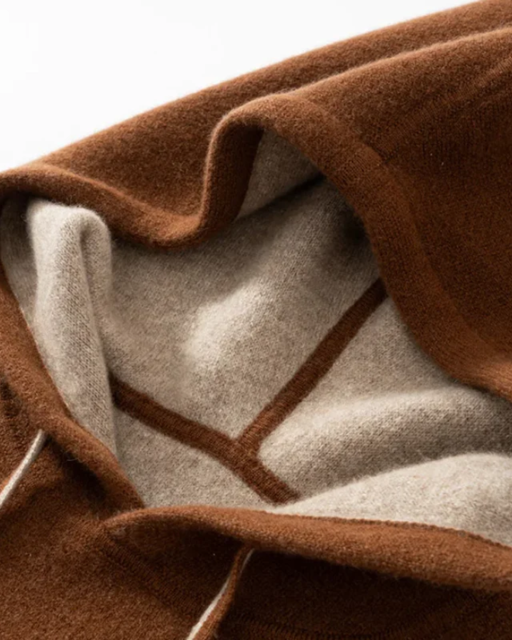 Atlas Cashmere Hoodie - fotografie 5
