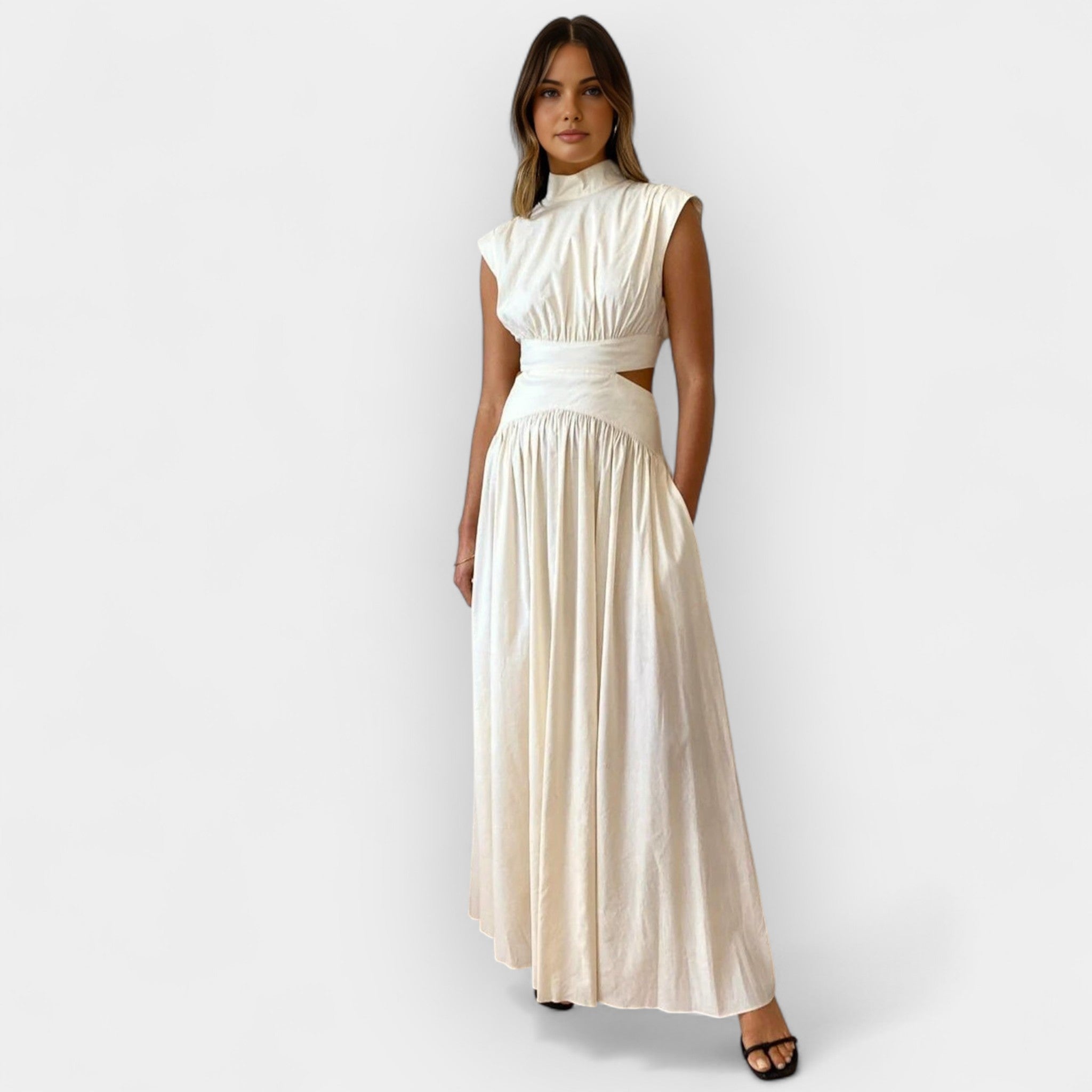 Stylové Šaty S Výřezy Pro Elegantní Večer A Nadčasný Vzhled